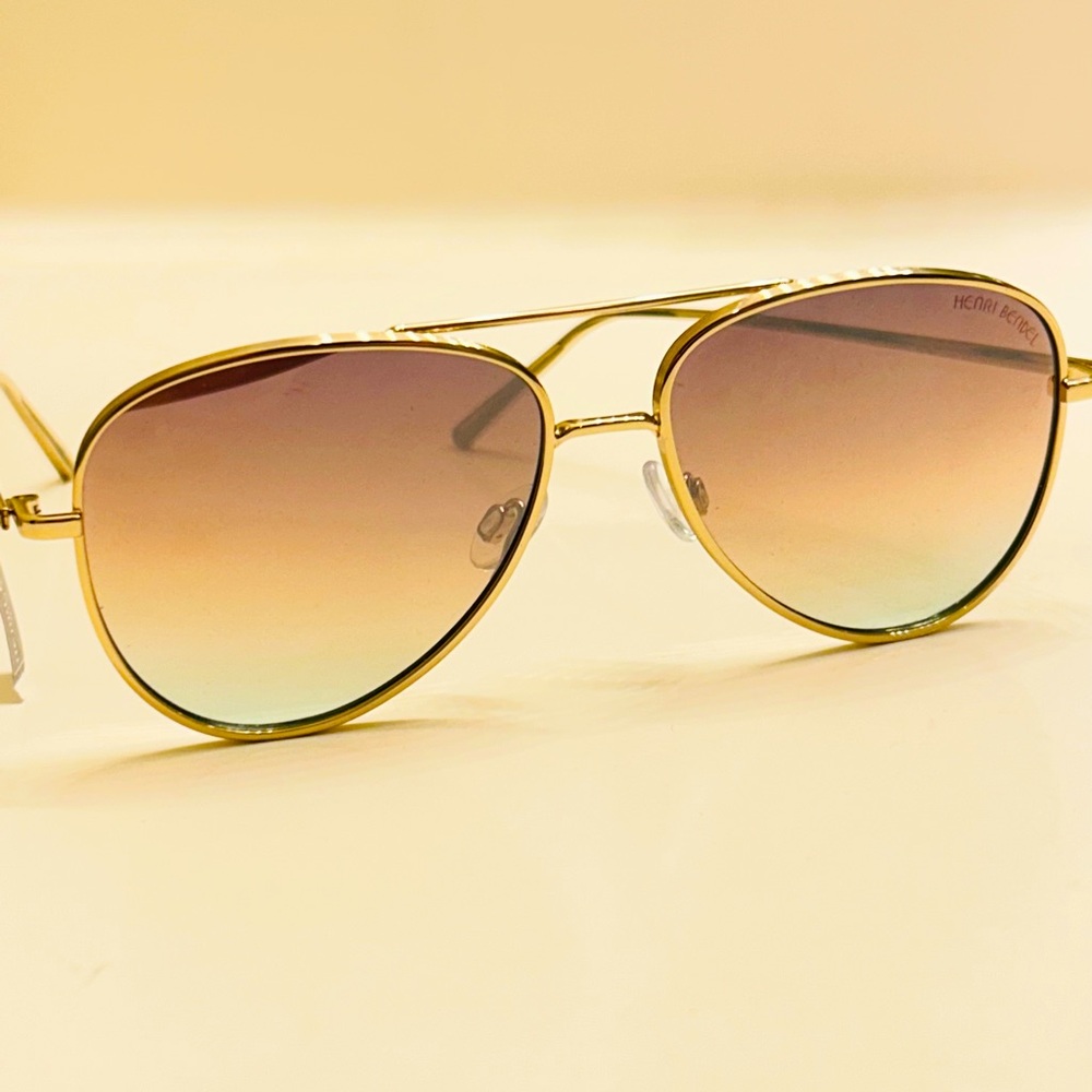 🔥EXTREMELY🔥 RARE Henri Bendel Brynn Gradient Aviator Sunglasses - Picture 4 of 14